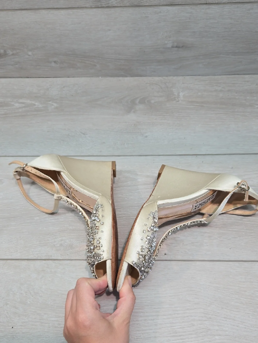 Badgley Mischka Women Ivory Embellished Wedge Sandals Shoes Sz 6.5